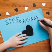 Enseñando tolerancia: cómo hablar con tus hijos sobre racismo y diversidad