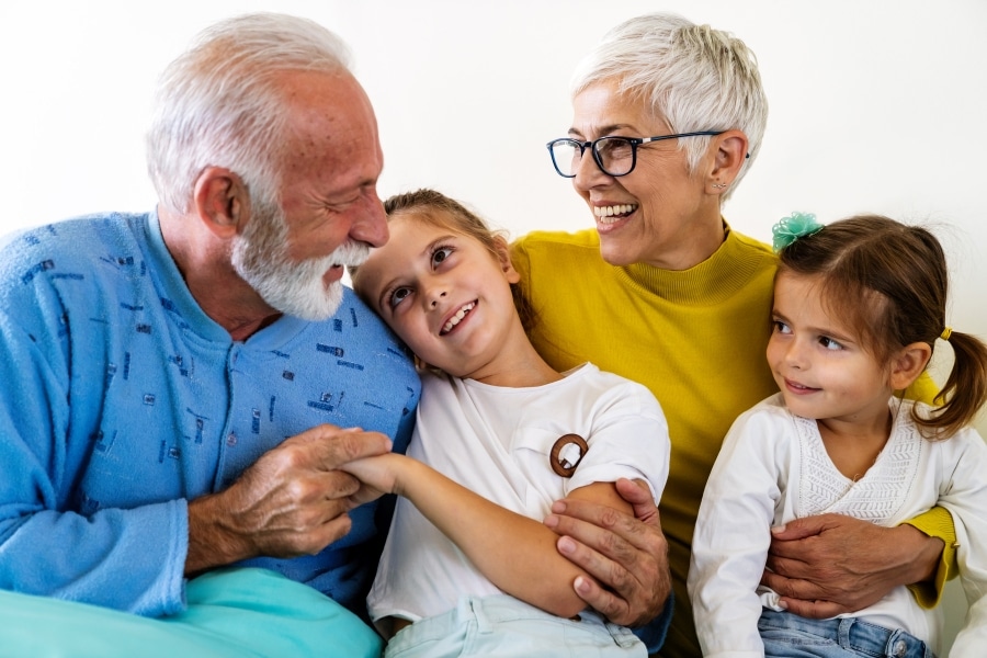 El abuelo no me reconoce mamá: entender la demencia y el Alzheimer