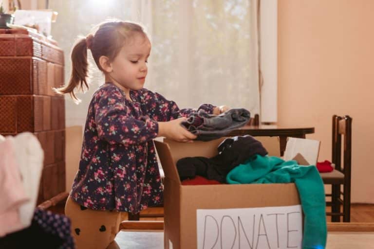 Cómo organizar el hogar en familia: qué hacer con juguetes, ropa, libros y objetos que ya no usáis